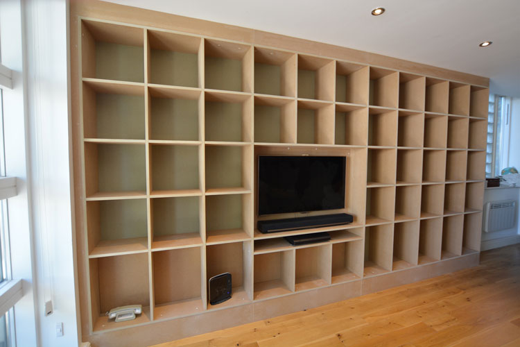 Fitted TV | Bookcase shelves
